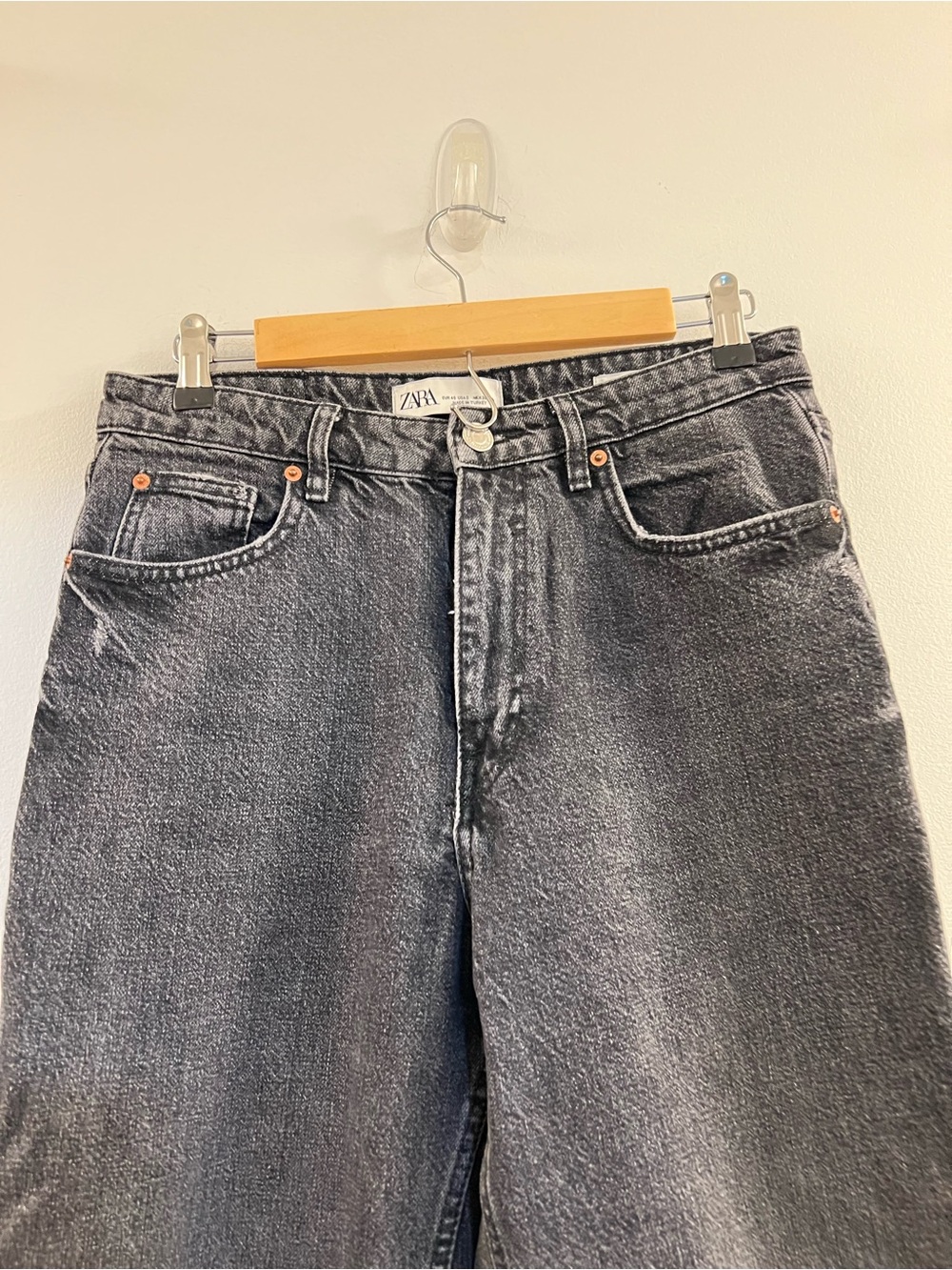 88. Zara High Rise Mom Fit Black Jeans - Picture 8 of 13